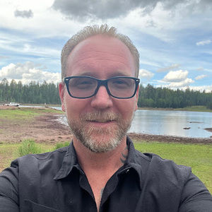 Meet your Posher, Chris